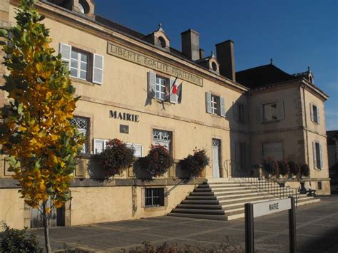 mairie louhans chateaurenaud